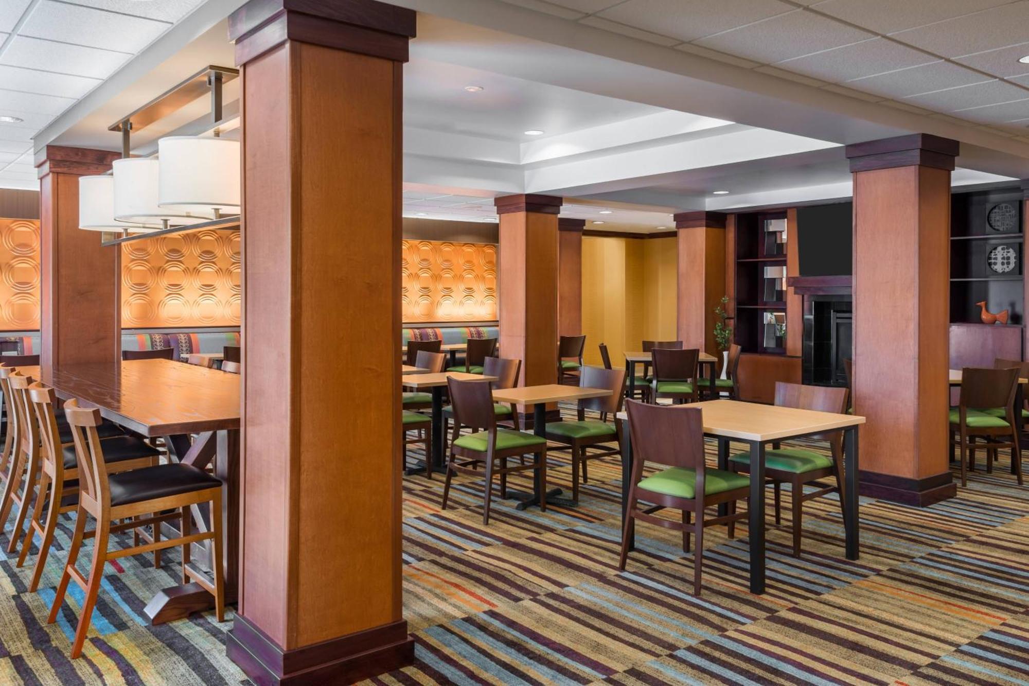 Fairfield Inn & Suites - Buffalo Airport Cheektowaga Esterno foto
