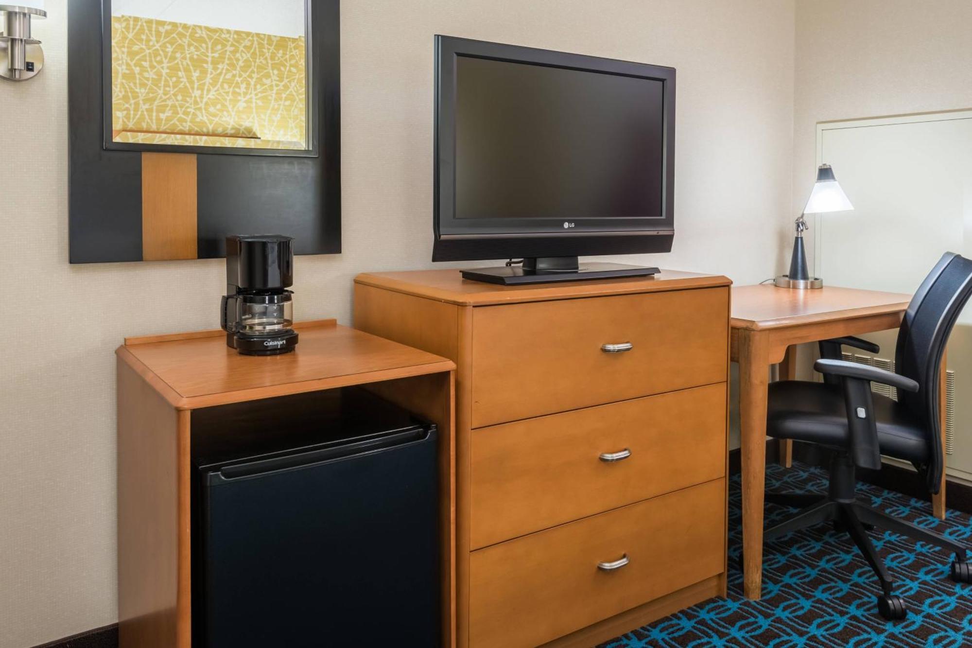 Fairfield Inn & Suites - Buffalo Airport Cheektowaga Esterno foto