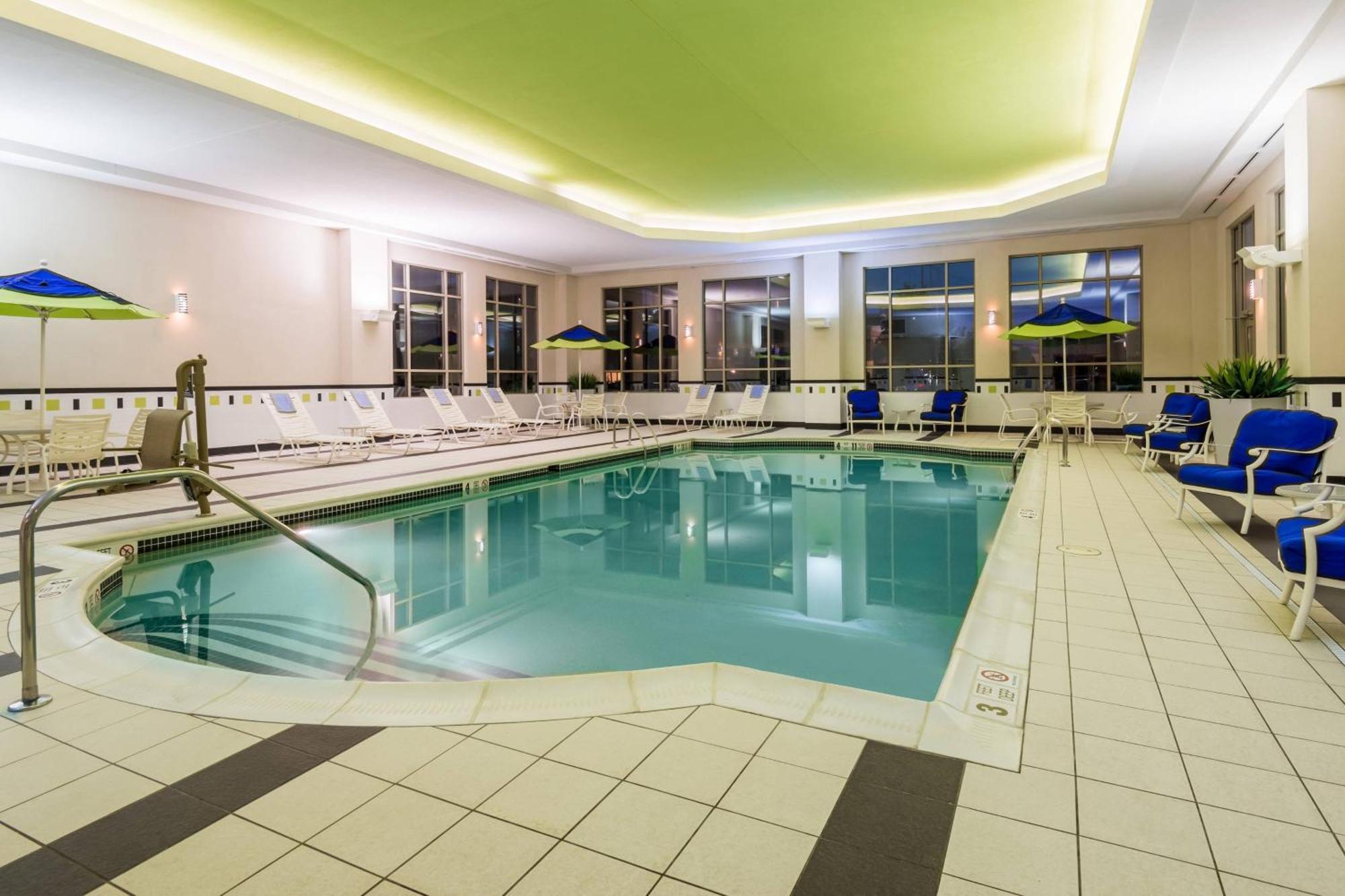 Fairfield Inn & Suites - Buffalo Airport Cheektowaga Esterno foto