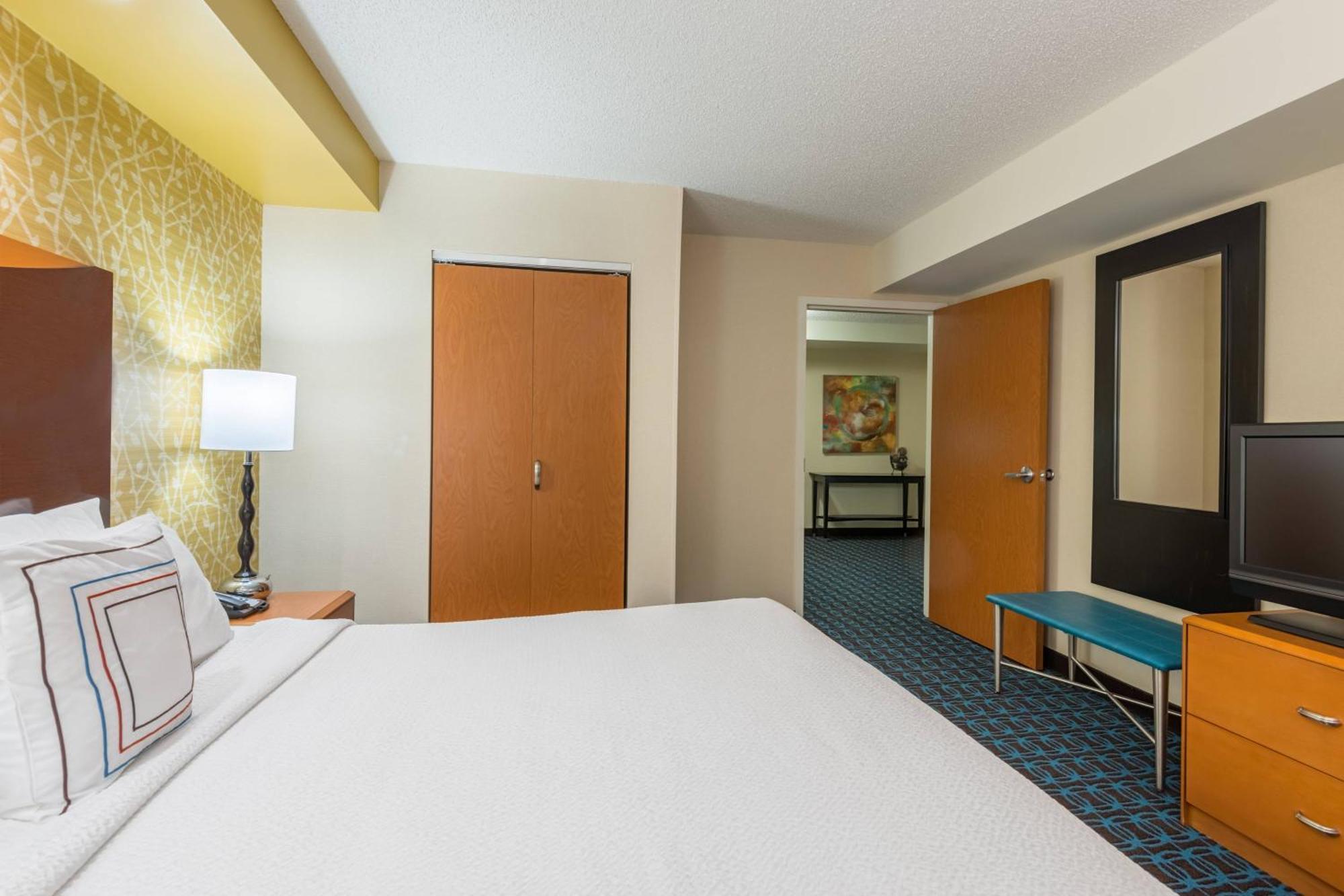 Fairfield Inn & Suites - Buffalo Airport Cheektowaga Esterno foto
