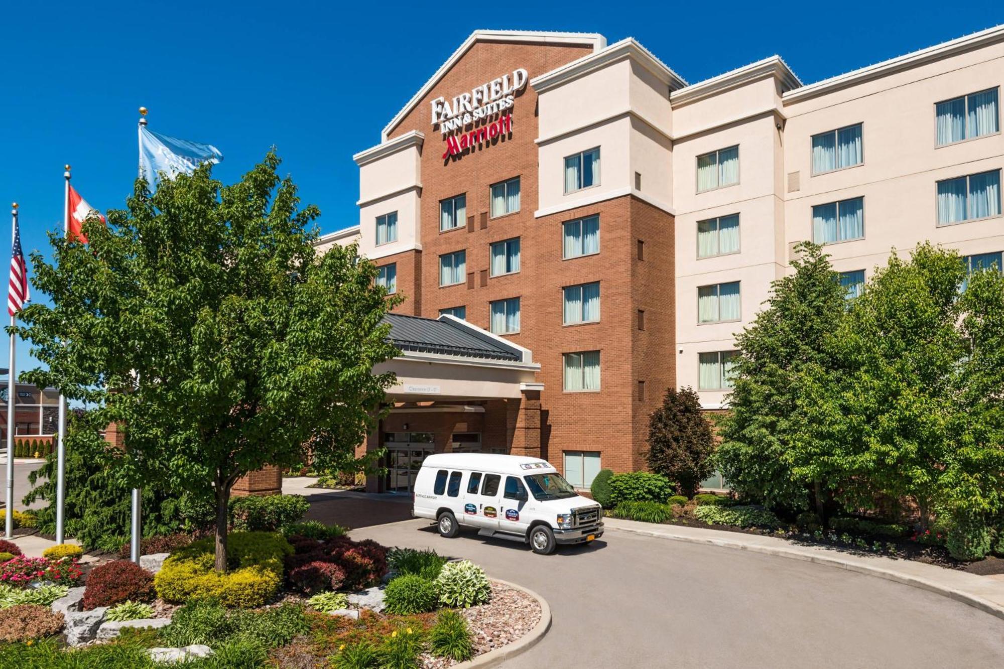 Fairfield Inn & Suites - Buffalo Airport Cheektowaga Esterno foto